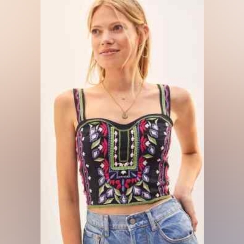 Anthropologie Embroidered Crop Top Black Floral Boho Size 8